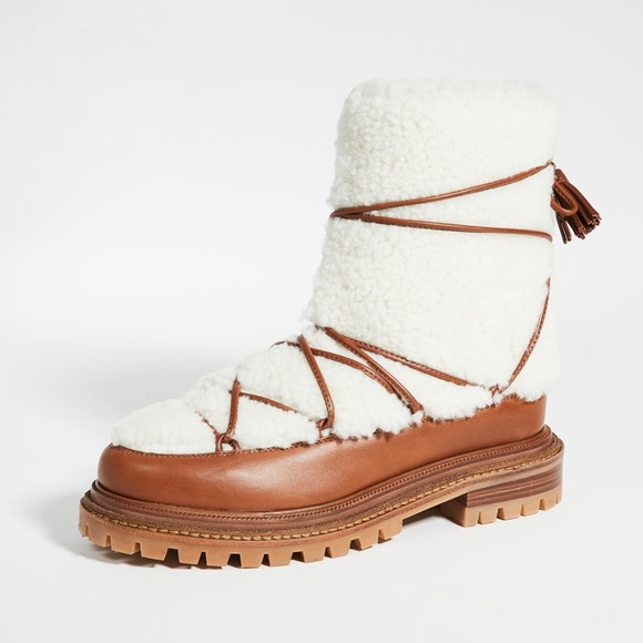 SOLD Aquazzura very gstaad booties - Picture 1 of 14